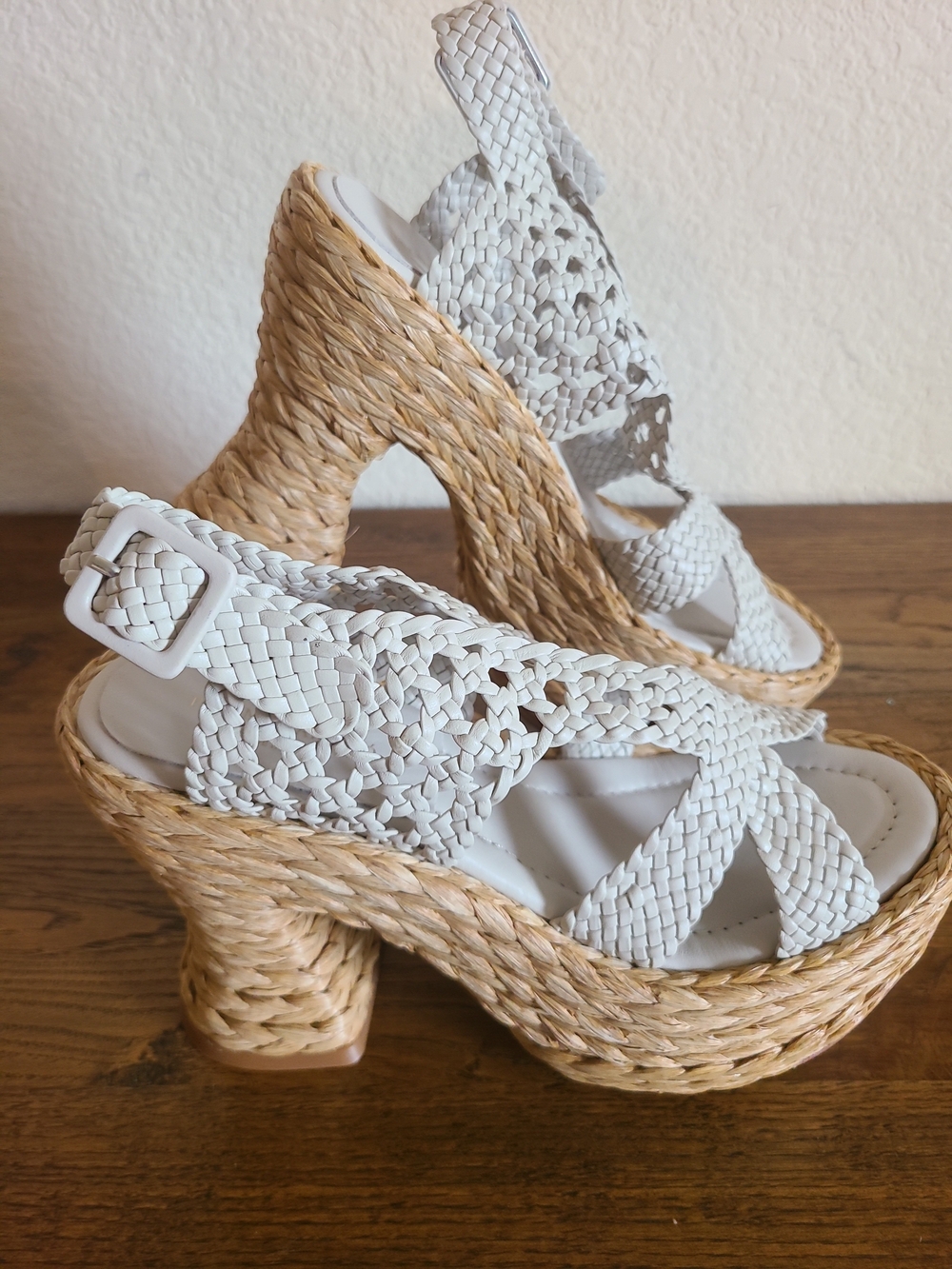 PALOMA BARCELÒ  XIA ANKLE STRAP PLATFORM  SANDEL, WHITE